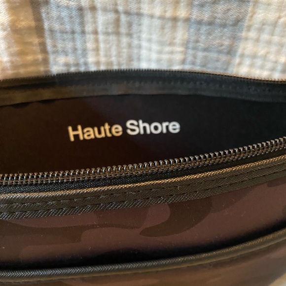 NWT‼️Haute Shore Belt Sling Bag - Picture 3 of 5